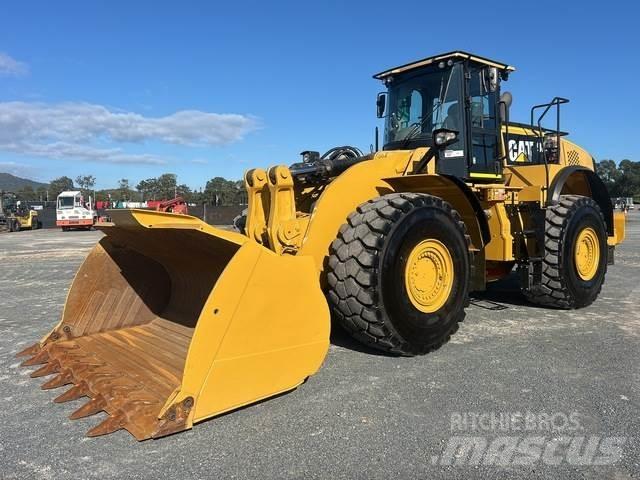 CAT 980M Фронтальные погрузчики