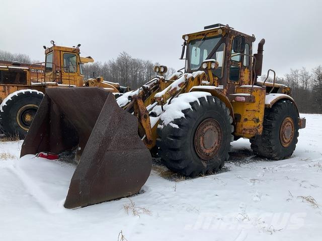 CAT 988 Фронтальные погрузчики