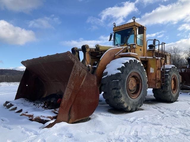 CAT 988B Фронтальные погрузчики