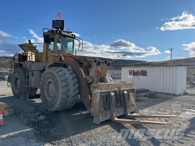 CAT 988F Фронтальные погрузчики