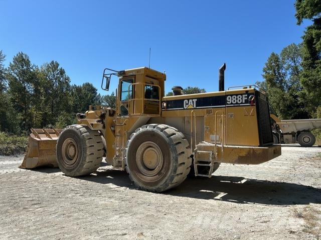 CAT 988F Фронтальные погрузчики