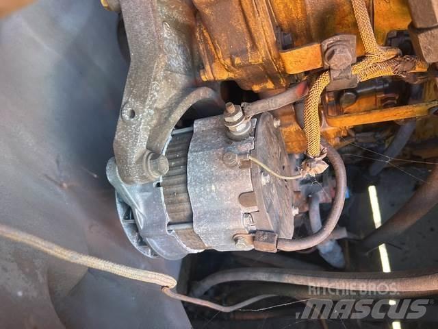 CAT 988H Фронтальные погрузчики