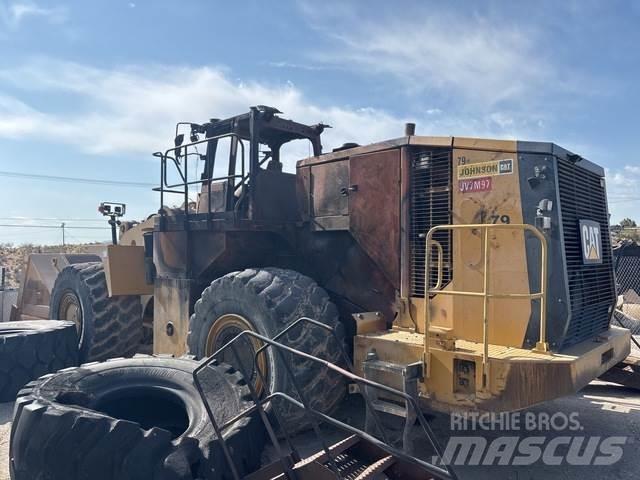 CAT 988K Фронтальные погрузчики