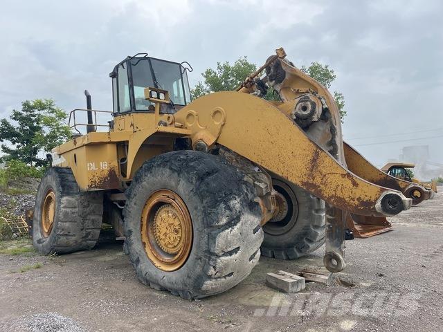 CAT 990 Фронтальные погрузчики