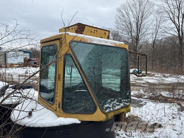 CAT 992 Кабины