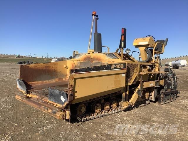 CAT AP-1050B Асфальтоукладчики
