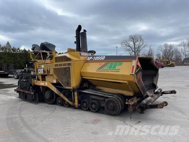 CAT AP-1055D Асфальтоукладчики