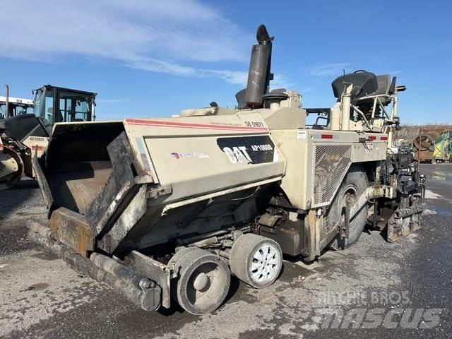 CAT AP1000D Асфальтоукладчики