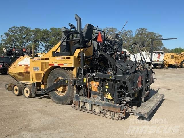 CAT AP1000F Асфальтоукладчики