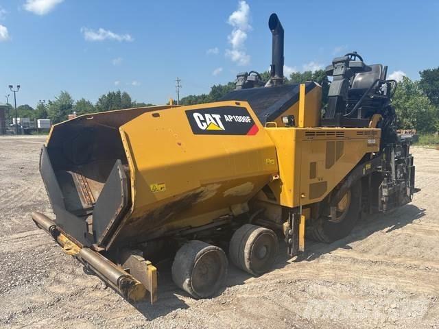 CAT AP1000F Асфальтоукладчики