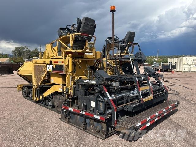 CAT AP1055D Асфальтоукладчики