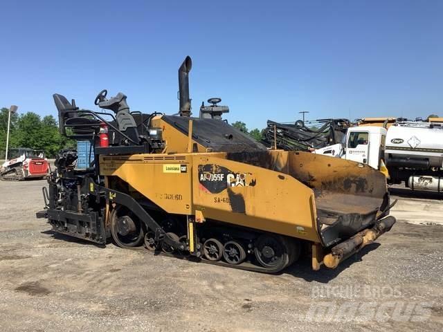 CAT AP1055F Асфальтоукладчики