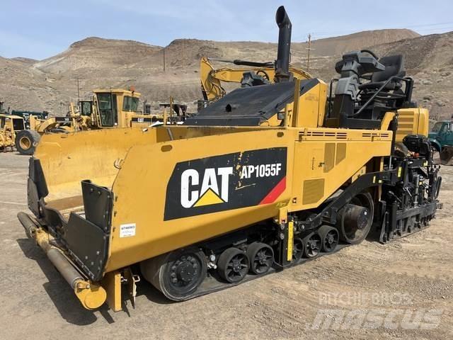 CAT AP1055F Асфальтоукладчики