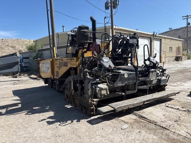 CAT AP1055F Асфальтоукладчики