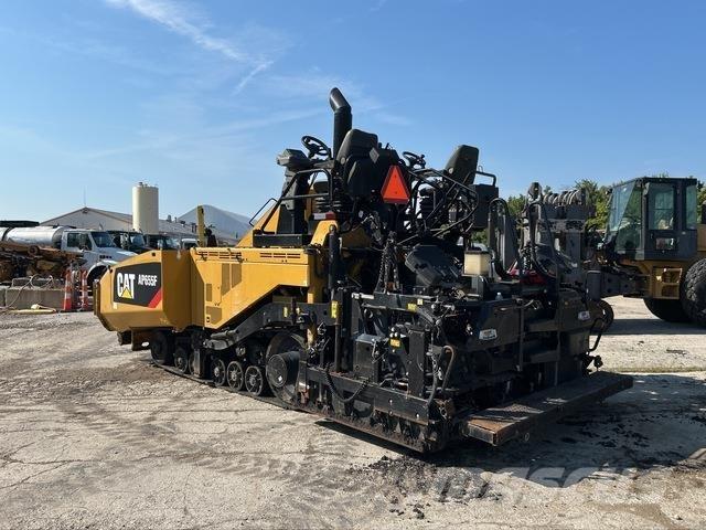 CAT AP655F Асфальтоукладчики