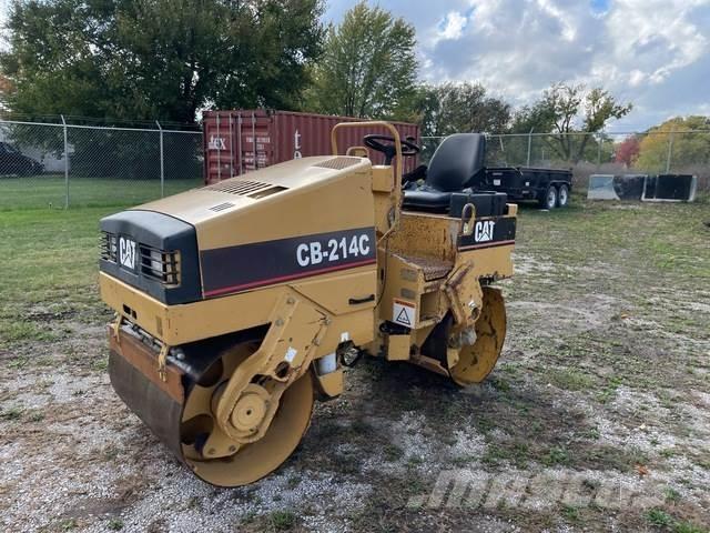 CAT CB-214C Катки тротуарные