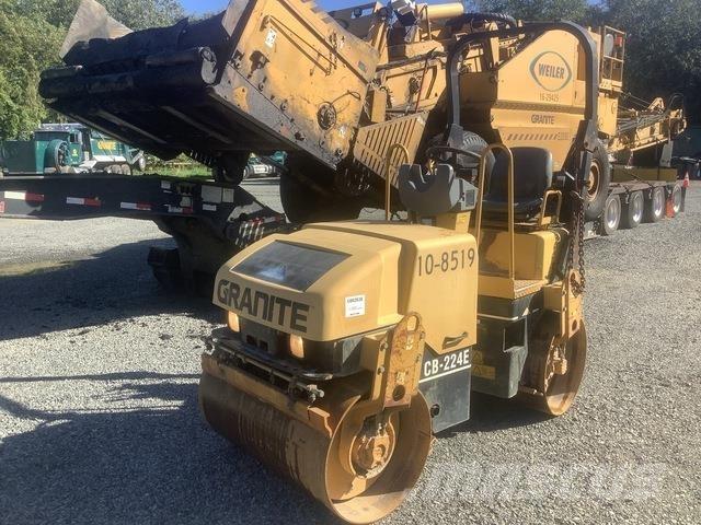 CAT CB-224E Катки тротуарные