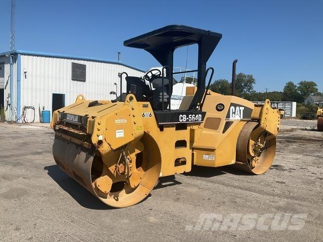 CAT CB-564D Катки тротуарные