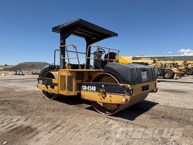 CAT CB-634D Катки тротуарные