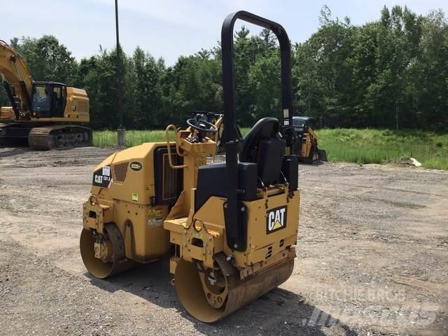 CAT CB1.8 Катки тротуарные