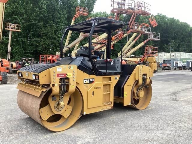 CAT CB10 Катки тротуарные