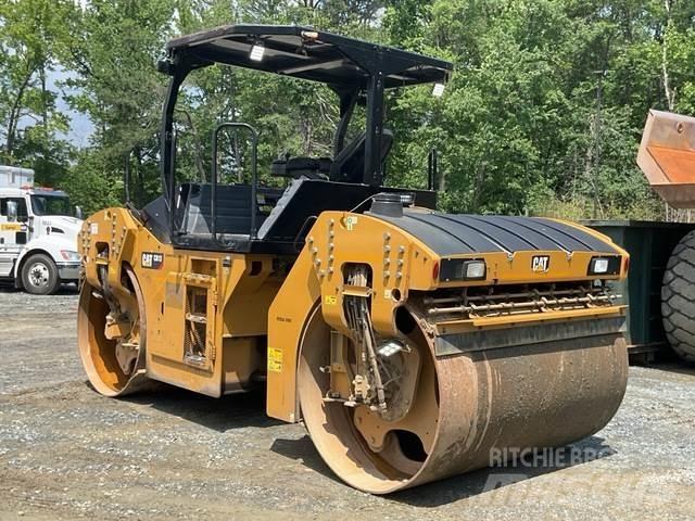 CAT CB13 Катки тротуарные