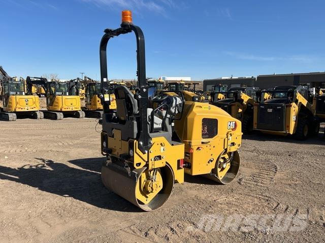 CAT CB2.5 Катки тротуарные