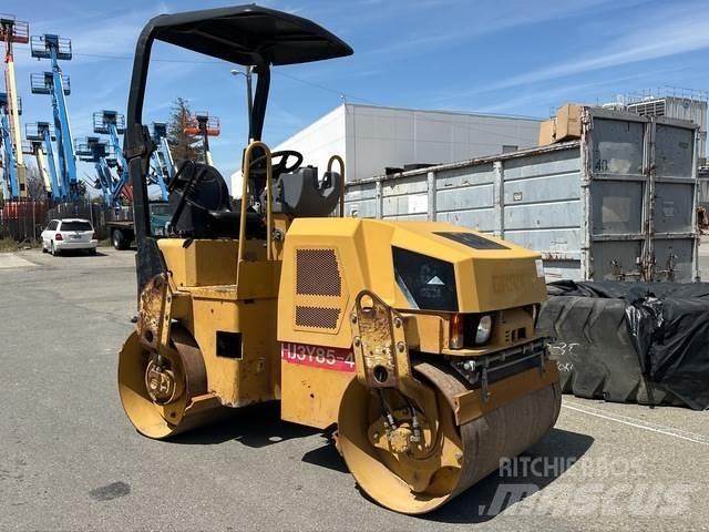 CAT CB24 Катки тротуарные