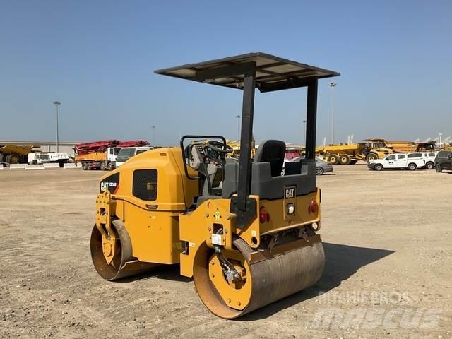 CAT CB34B Катки тротуарные