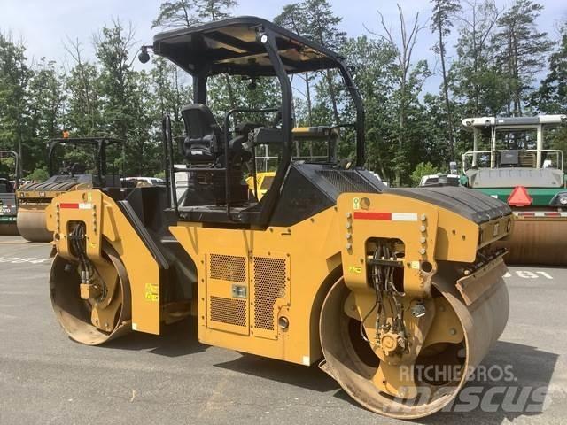 CAT CB44B Катки тротуарные