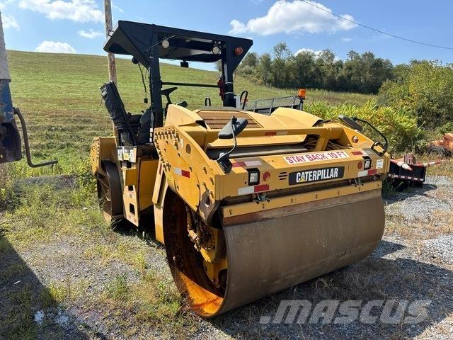 CAT CB54 XW Катки тротуарные