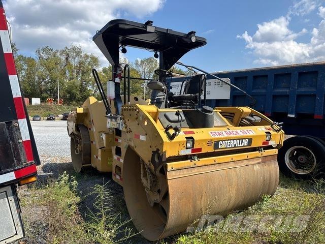 CAT CB54 XW Катки тротуарные