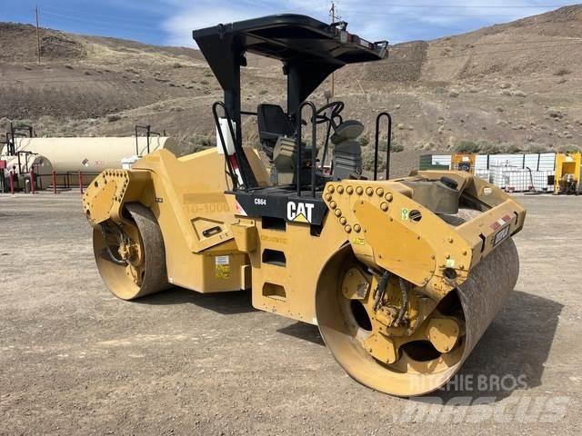 CAT CB64 Катки тротуарные