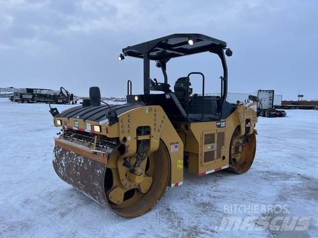 CAT CB64B Катки тротуарные