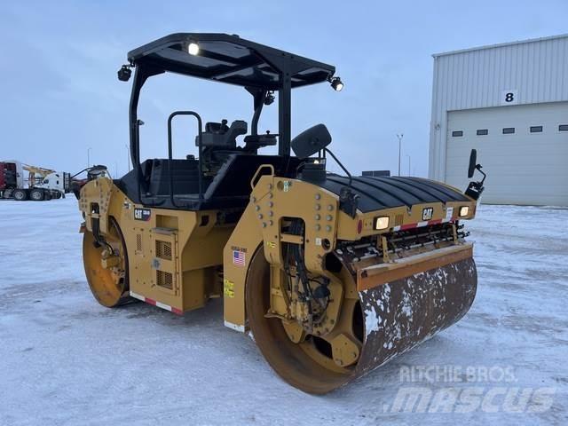 CAT CB64B Катки тротуарные
