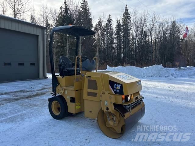 CAT CC24 Комбинированные катки