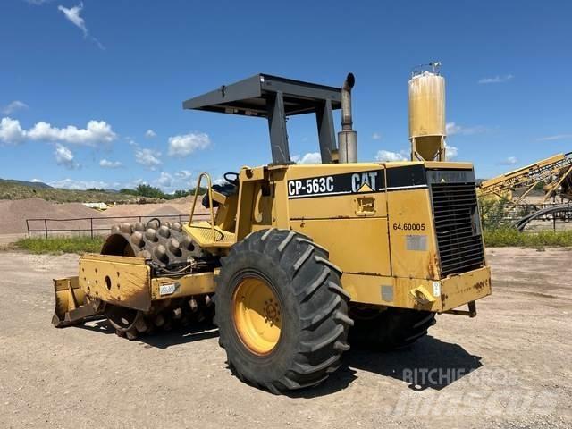 CAT CP-563C Грунтовые катки