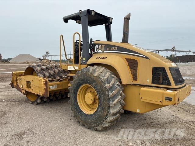 CAT CP563E Грунтовые катки