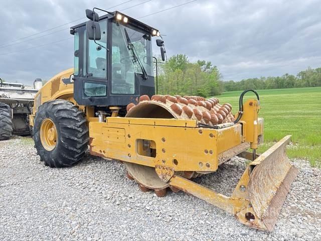 CAT CP56B Грунтовые катки