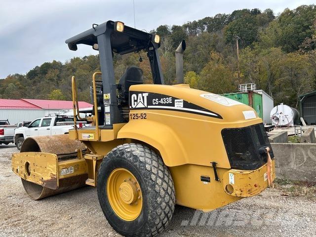 CAT CS-433E Грунтовые катки