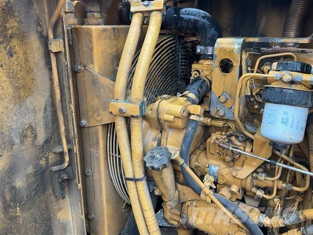 CAT CS433C Грунтовые катки