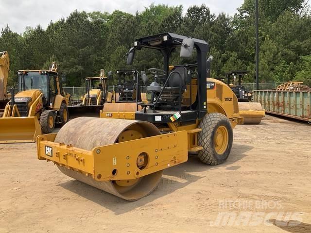 CAT CS44B Грунтовые катки