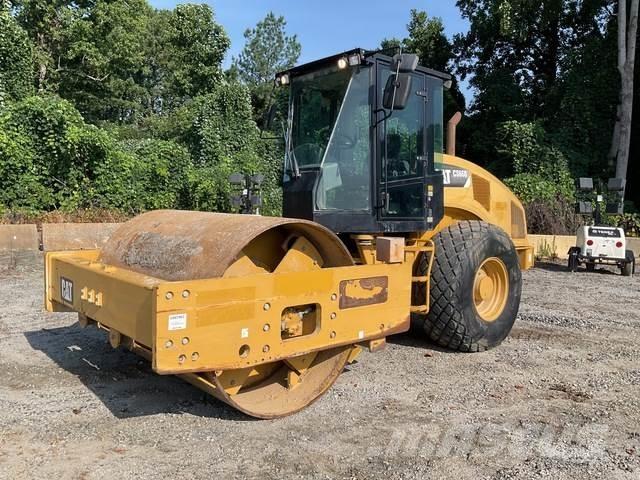 CAT CS66B Грунтовые катки