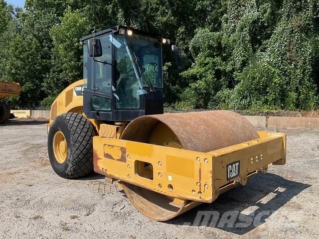 CAT CS66B Грунтовые катки