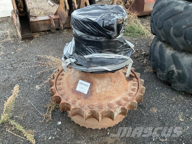 CAT D10N Коммерческий транспорт - Другие