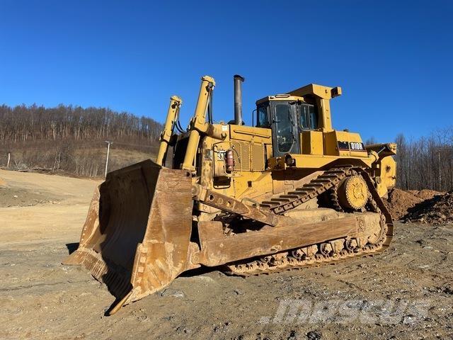 CAT D10R Гусеничные бульдозеры