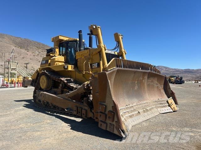 CAT D10R Гусеничные бульдозеры