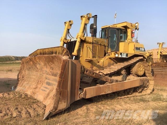 CAT D10R Гусеничные бульдозеры