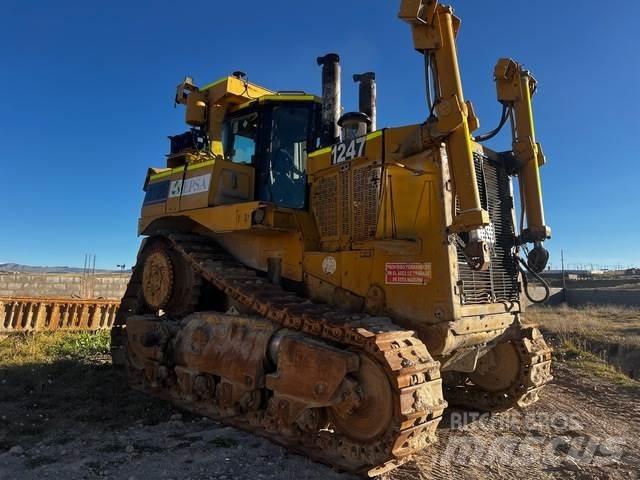 CAT D10T Гусеничные бульдозеры