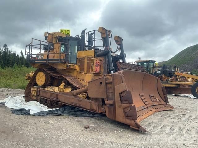 CAT D10T Гусеничные бульдозеры